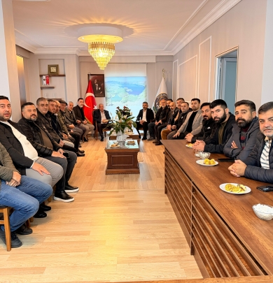 Tatvan Engesor Derneği Üyeleri başkanımıza hayırlı olsun ziyaretinde bulundular