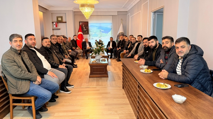 Tatvan Engesor Derneği Üyeleri başkanımıza hayırlı olsun ziyaretinde bulundular